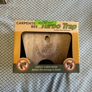 Best Bee Brothers Carpenter Bee Trap